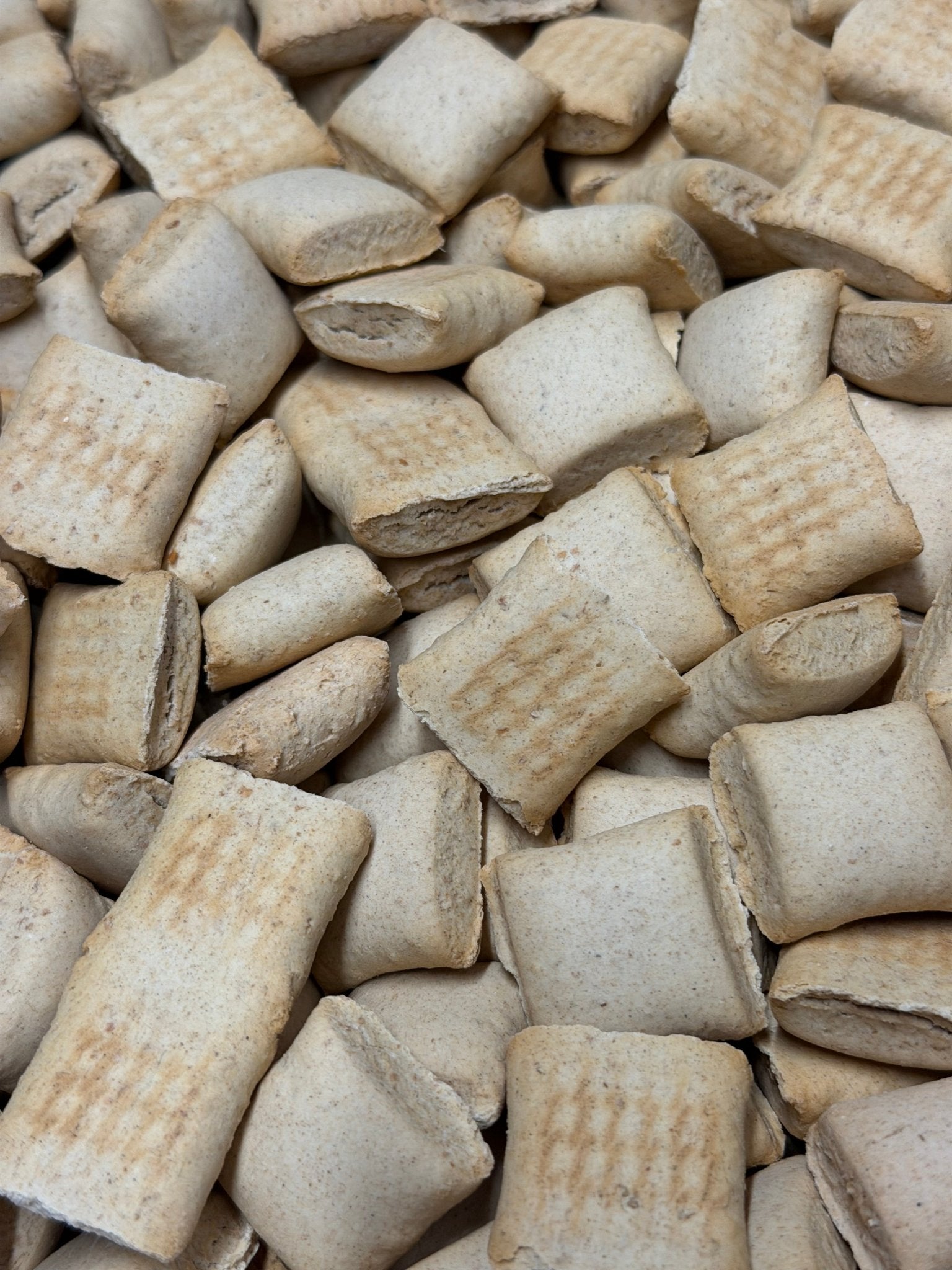 Jack cracks lam rijst 1 kg - Krokante Hondenbiscuits - WicoTreats