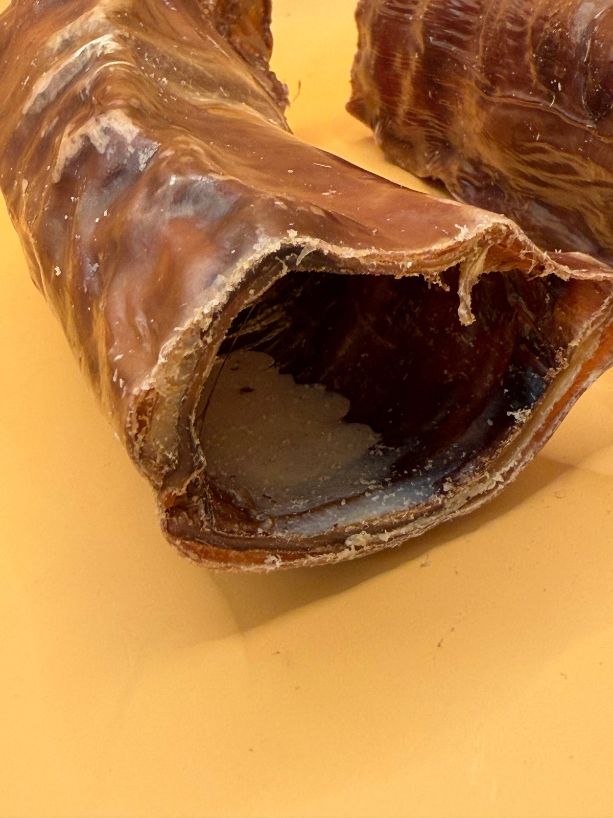 Runderluchtpijp 15cm omwikkeld met Slokdarm - Harde Hondensnack - WicoTreats
