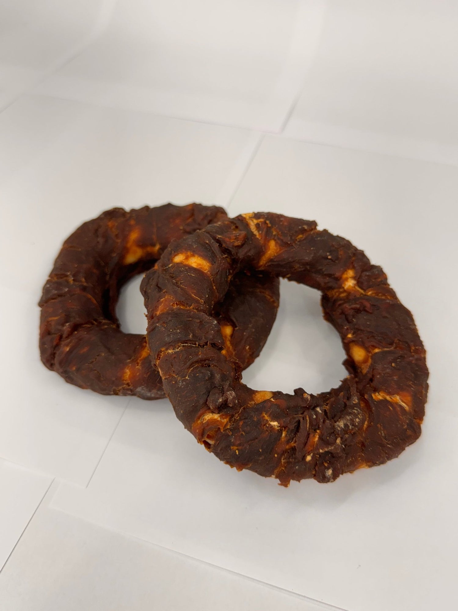 WicoTreats Donut met Eendenfilet – Natuurlijke Hondensnack | 1 Stuk M - WicoTreats